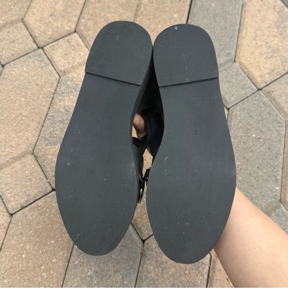 UNIF Bound Flats - Picture 4 of 4